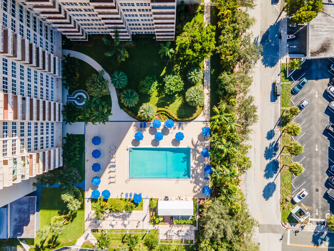 Aerial Photo - Coral Ridge Towers South