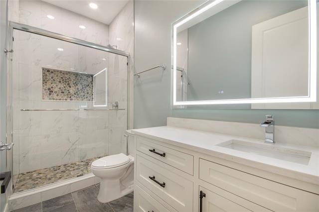 Building Photo - 3201 Anthony Dr