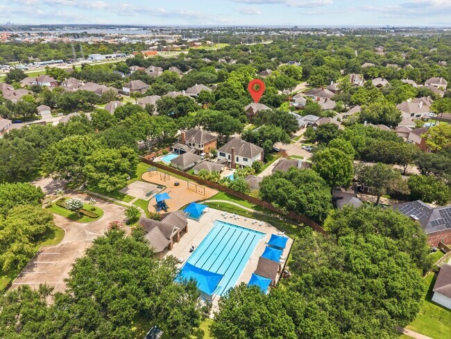 Building Photo - 2210 Bay Haven Way