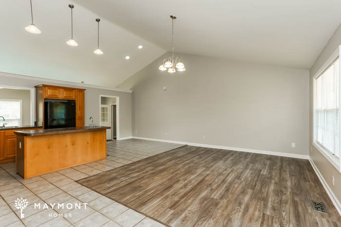 Building Photo - 203 Devonwood Ln
