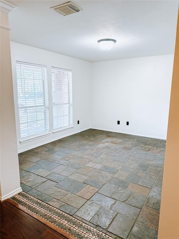 Building Photo - 4926 Mission Lake Ct