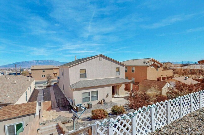 Building Photo - 11027 Maravillas Dr NW