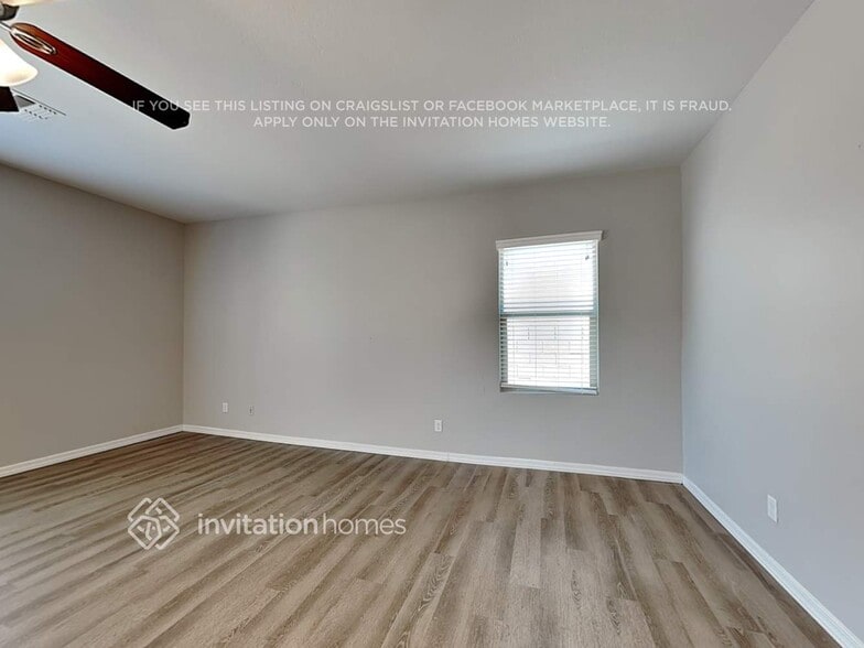 Building Photo - 395 W White Sands Dr