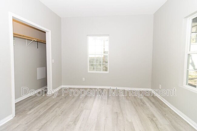 Building Photo - 4807 14th Ave