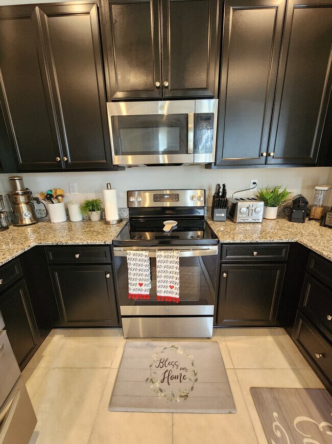 Building Photo - 10892 SW 232nd Ter