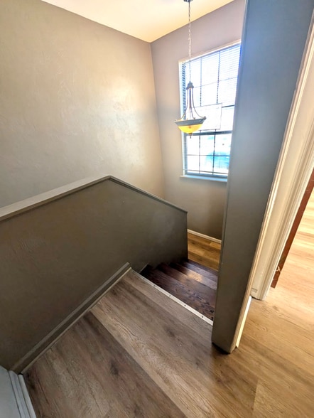 Building Photo - 1736 Augustine Pl