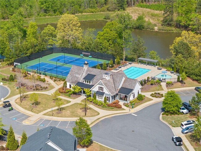Building Photo - 4180 Woodwind Dr