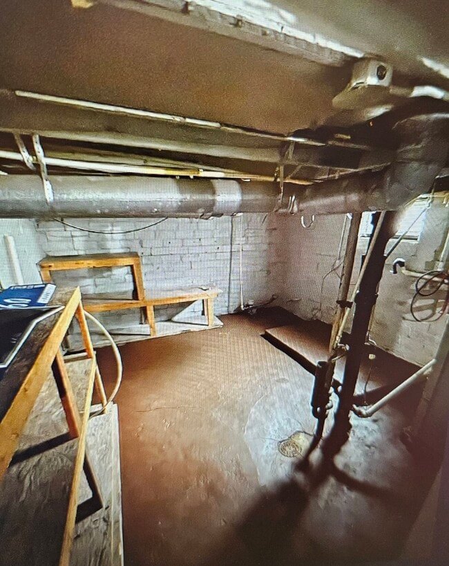 Building Photo - 2512 N Maryland Ave