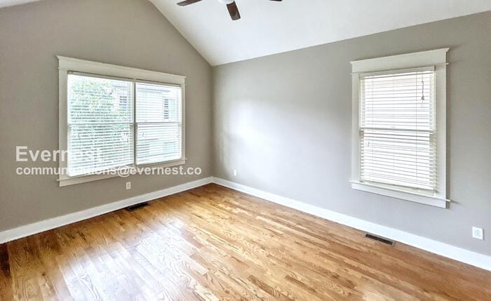 Building Photo - 1501C 9th Ave N