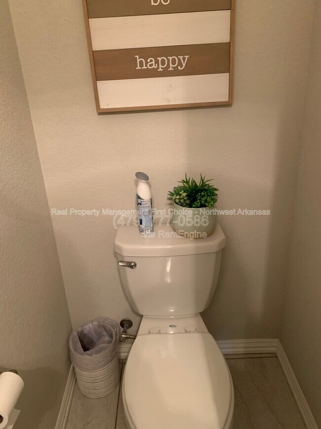 Building Photo - 2761 W Kilimanjaro Way