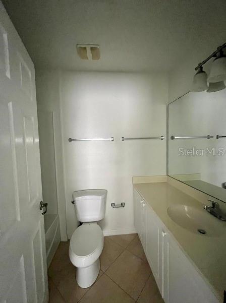 Building Photo - 2884 Club Cortile Cir