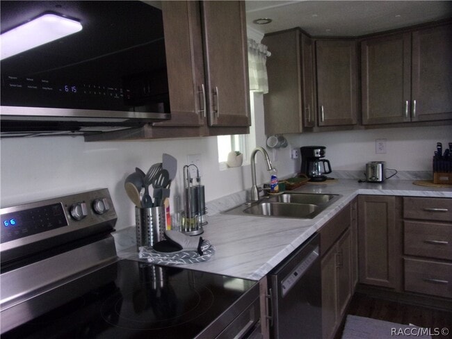 Building Photo - 8825 W Arber Ct