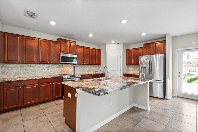 Building Photo - CARLTON LAKES HOMES FOR RENT!