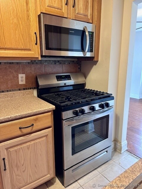 Building Photo - 2625 Park Ave