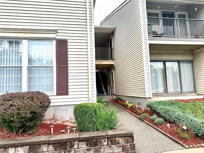 Building Photo - 112 Cartwheel Ct