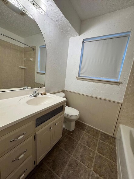 Building Photo - 4765 Spiva Dr
