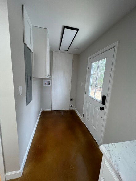 Building Photo - 456 N Ridge Estates