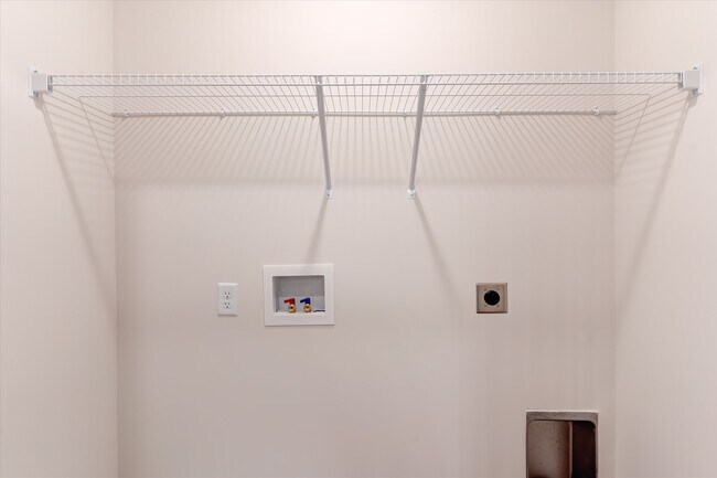 Building Photo - 2807 Cruze Dr