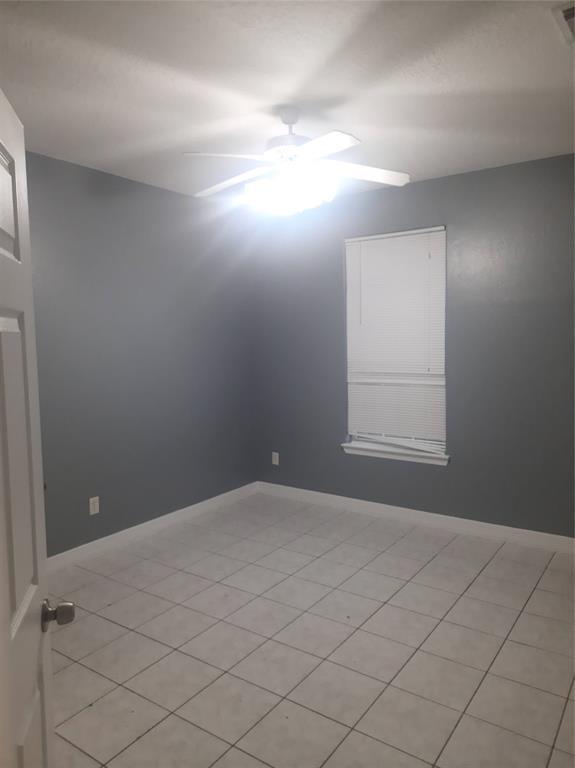 Building Photo - 11045 Landswalk Dr