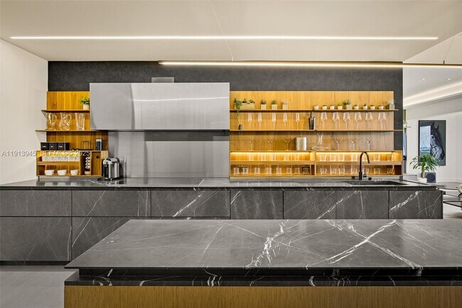 Building Photo - 2301 Collins Ave