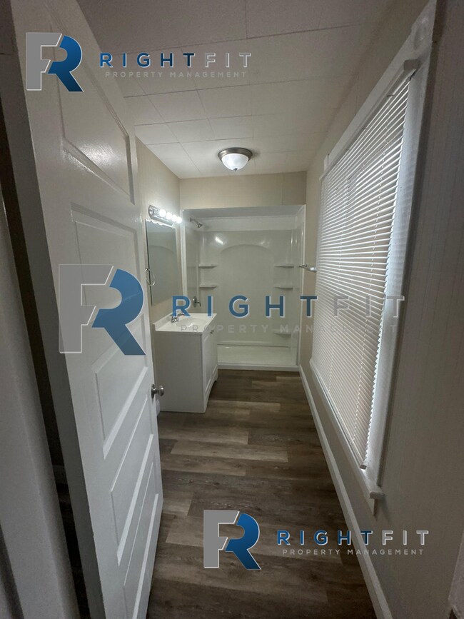 Building Photo - Charming 2 Bedroom Home in Dayton