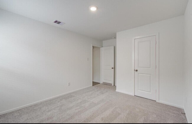Building Photo - 31430 Casacalenda Ln