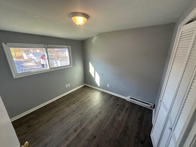 Building Photo - 6183 N 38th St