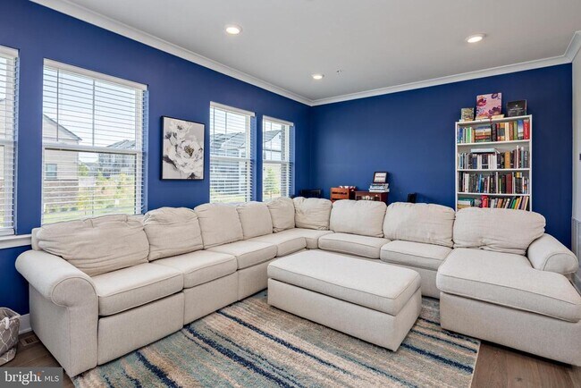 Building Photo - 618 Chalcedony Ln
