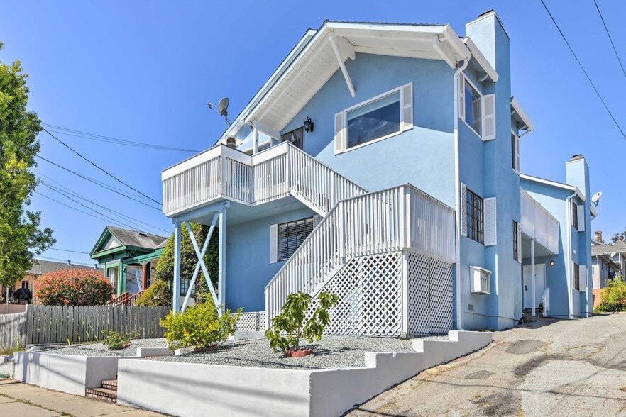 Building Photo - 434 Larkin St
