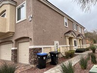 Building Photo - SPACIOUS 3-BEDROOM 2 1/2 BATH TOWNHOME IN ...