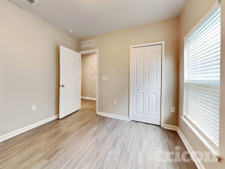Building Photo - 1523 Scrub Jay Ct