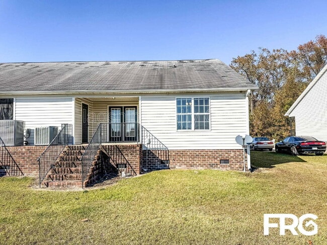 Building Photo - 5160 Deveron St