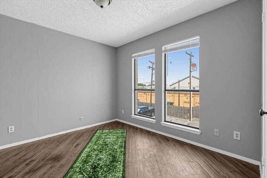 Building Photo - 1608 Pecan Chase Cir