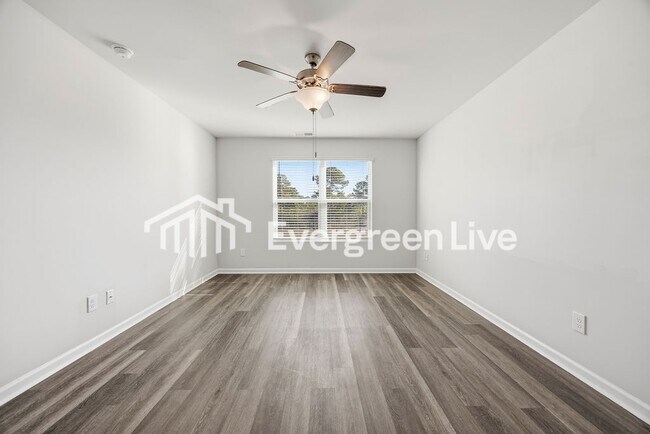 Building Photo - Coming Soon!