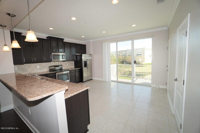 Building Photo - 4314 Ellipse Dr