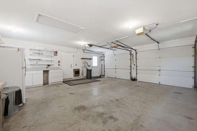 Building Photo - 1114 Buzzard Roost Rd
