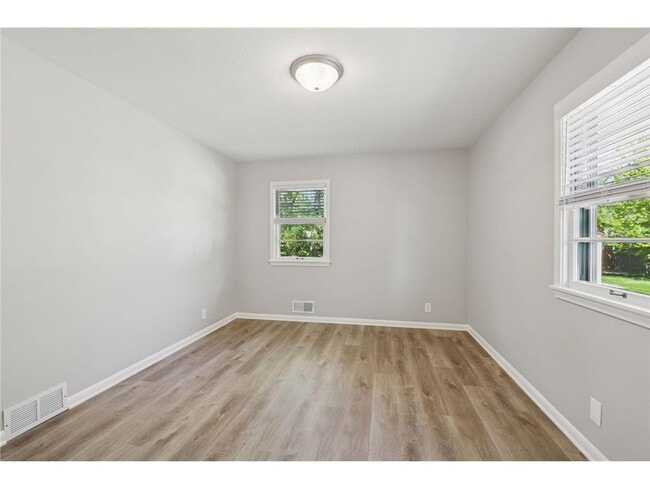 Building Photo - 6416 Wilryan Ave