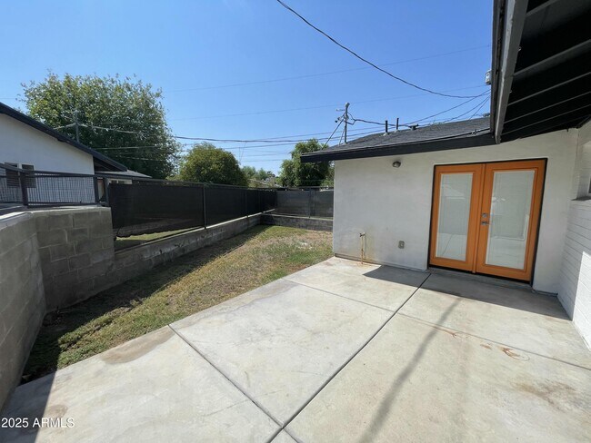 Building Photo - 3416 N 37th St