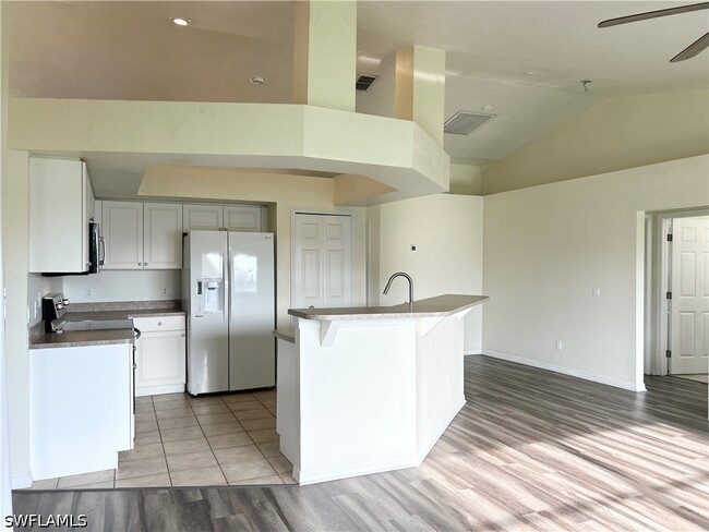 Building Photo - 6143 Hendley Ct