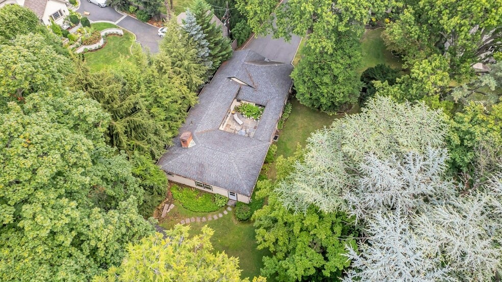 Aerial of the Cottage - 82 Winsor Pl