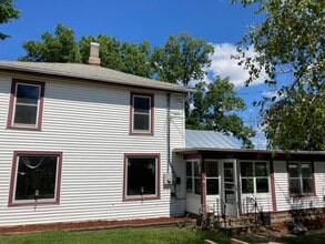 Building Photo - 20062 W Ridge Ave