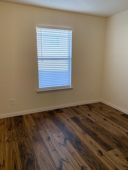 Building Photo - 2829 Rosewood Blvd