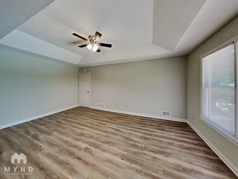 Building Photo - 1186 Bayridge Dr