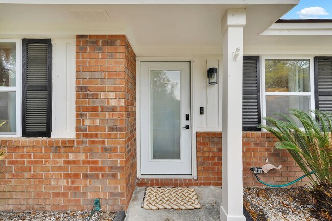 Building Photo - 1023 Brittlewood Dr