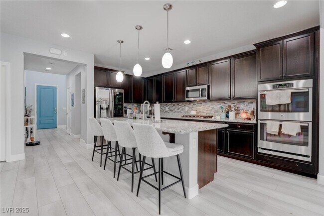 Building Photo - 10597 Cloud Whisper Dr