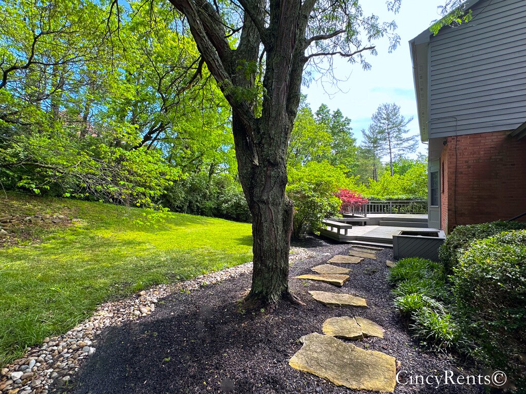 Building Photo - 7982 Lancelot Dr