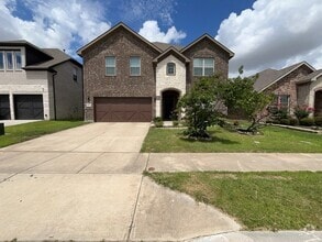 Building Photo - 8217 Spruce Meadows Dr