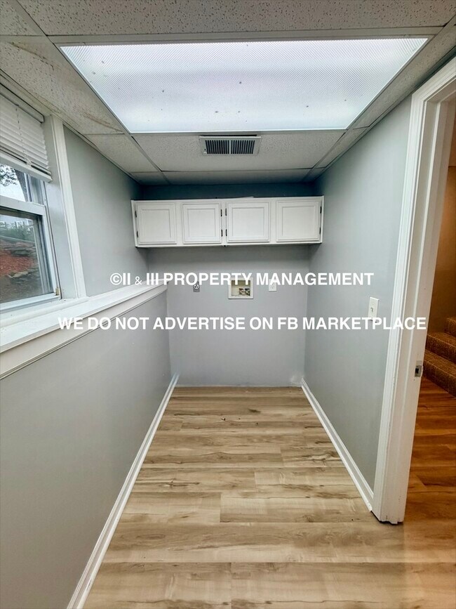 Building Photo - 1482 W Prairie Terrace