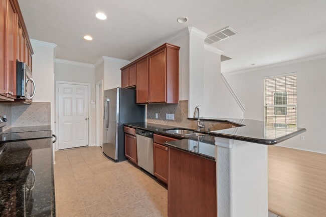 Building Photo - 24606 Folkstone Cir