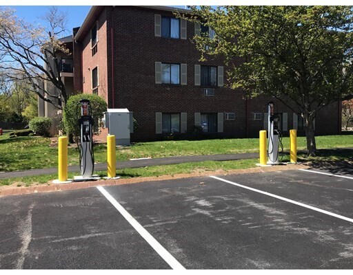 Building Photo - 2350 Commonwealth Avenue